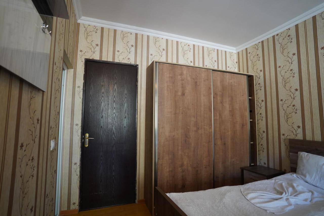 קוטאיסי Imperator 1 Hotel מראה חיצוני תמונה