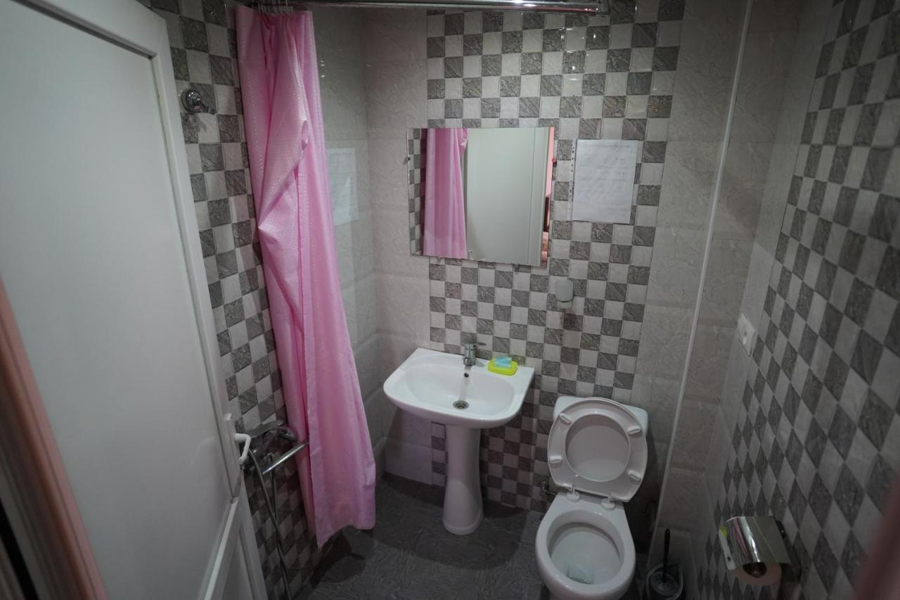 קוטאיסי Imperator 1 Hotel מראה חיצוני תמונה